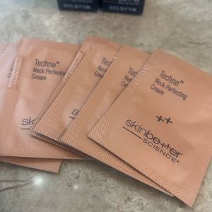 Techno Neck Perfecting Cream